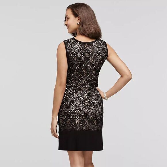 Short Lace Sheath Dress with Keyhole - Picture 4 of 11